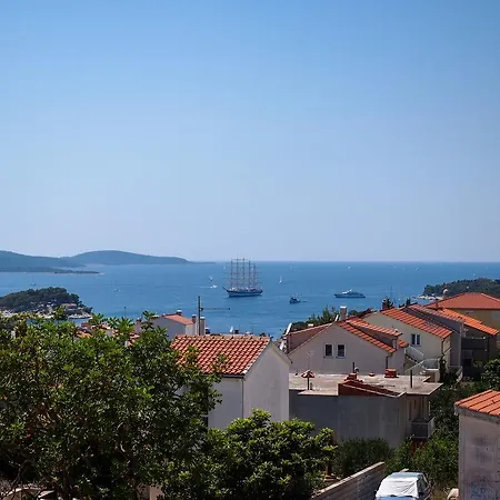 White House Hvar Apartment
